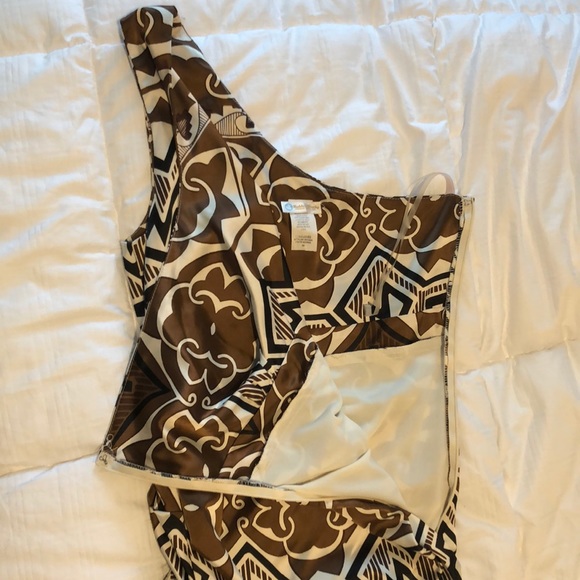 Like New Rubber Ducky One Shoulder Dress - Picture 4 of 5